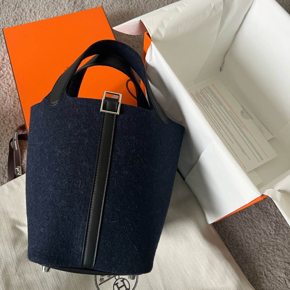 Hermès NEW 2022 wool Picotin 18 blue nuit and noir